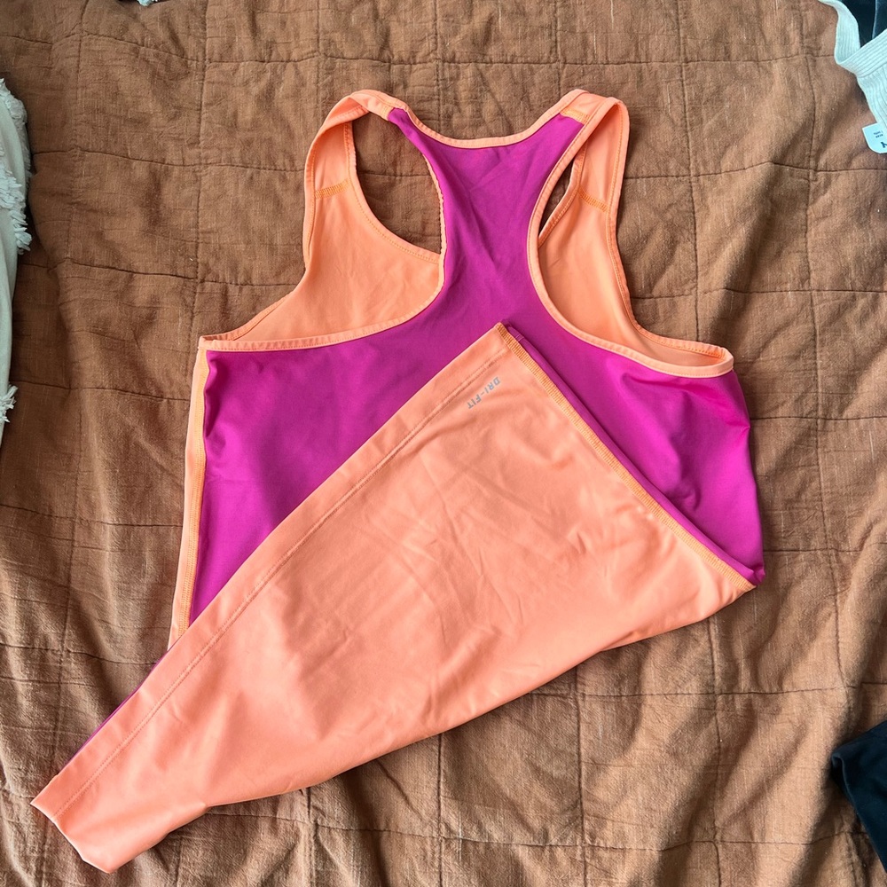 Nike two tone workout top